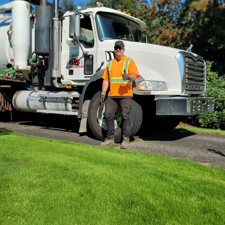 septic system with pump chamber
